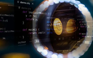 承德 ,php声明和调用变量的符号是什么？